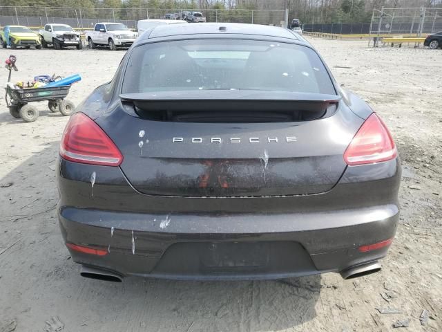 2014 Porsche Panamera 2