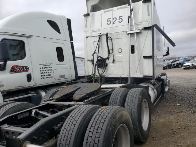 2019 International LT625