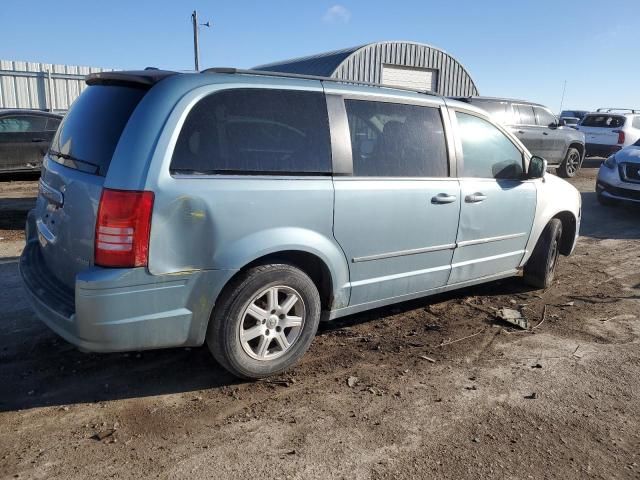 2010 Chrysler Town & Country Touring