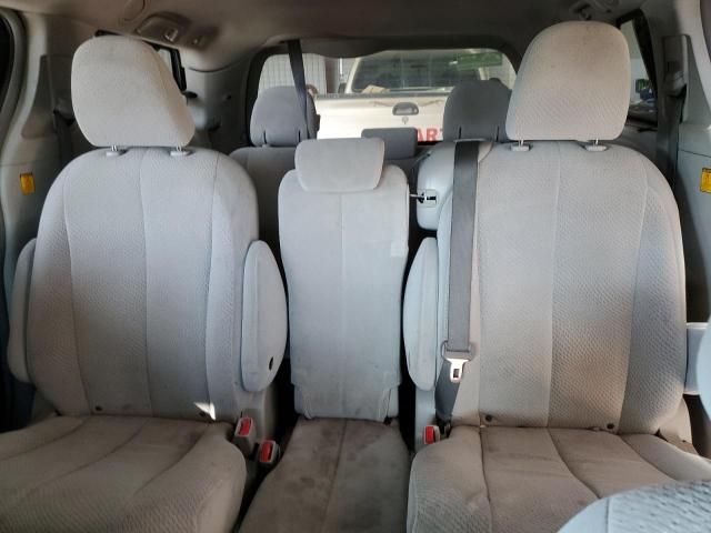 2012 Toyota Sienna LE