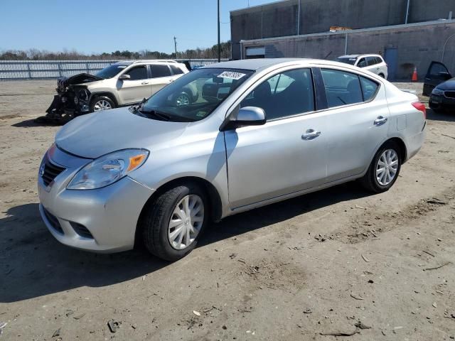 2014 Nissan Versa S