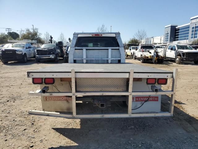 2006 Chevrolet Silverado 3500 Flatbed Pickup Truck