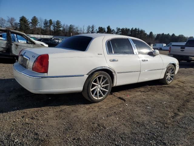 2003 Lincoln Town Car Executive