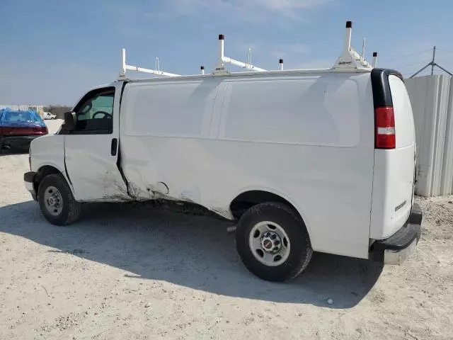 2018 GMC Savana G2500