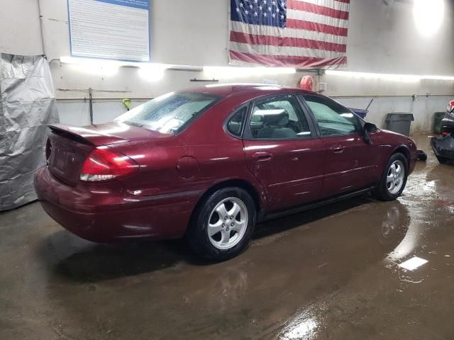 2005 Ford Taurus SE