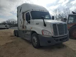 Salvage trucks for sale at Kansas City, KS auction: 2016 Freightliner Cascadia Truck Tractor