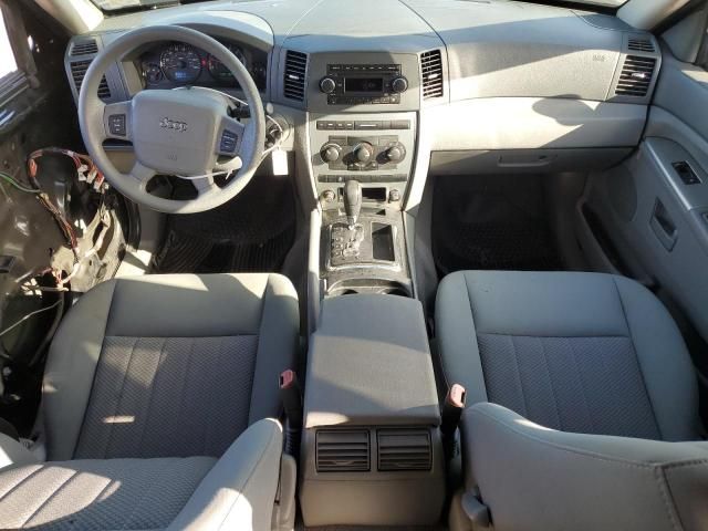 2006 Jeep Grand Cherokee Laredo