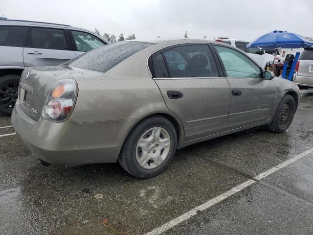 2002 Nissan Altima Base