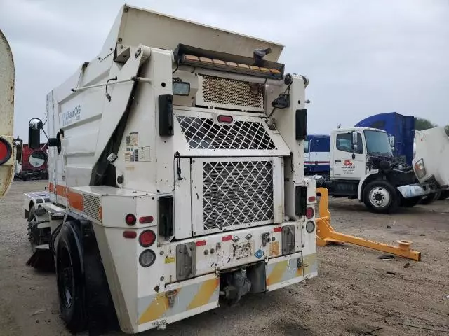 2009 Allianz 4000 Street Sweeper Truck