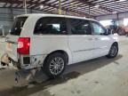 2014 Chrysler Town & Country Touring L