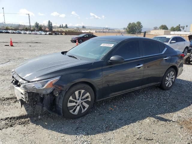 2019 Nissan Altima S