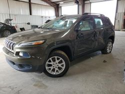 Carros salvage sin ofertas aún a la venta en subasta: 2015 Jeep Cherokee Sport