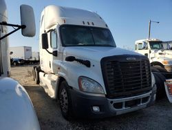 Freightliner Vehiculos salvage en venta: 2012 Freightliner Cascadia Semi Truck