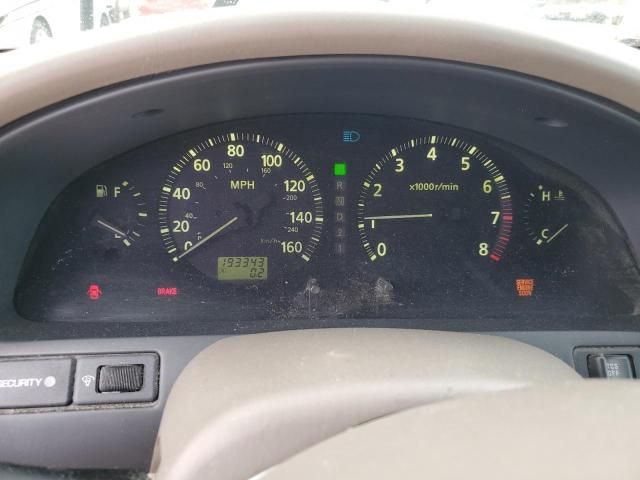 2000 Infiniti I30