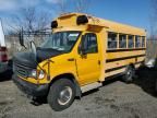 2004 Ford Econoline E350 Super Duty Cutaway Van