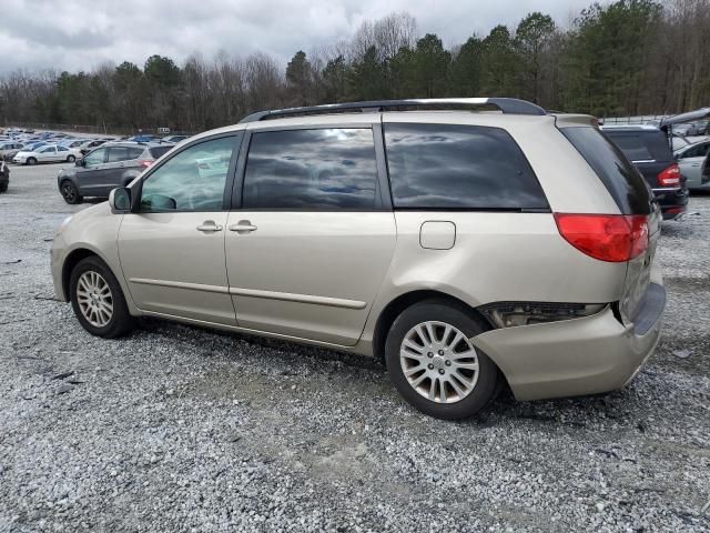 2009 Toyota Sienna XLE