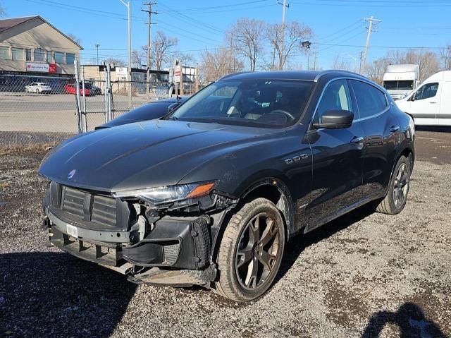 2018 Maserati Levante Luxury