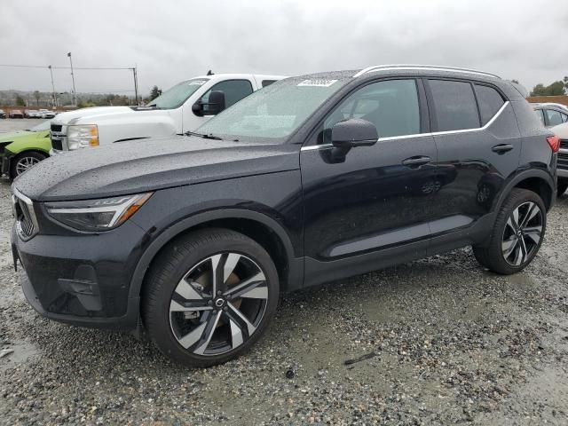 2024 Volvo XC40 Plus