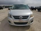 2010 Volkswagen Routan SE