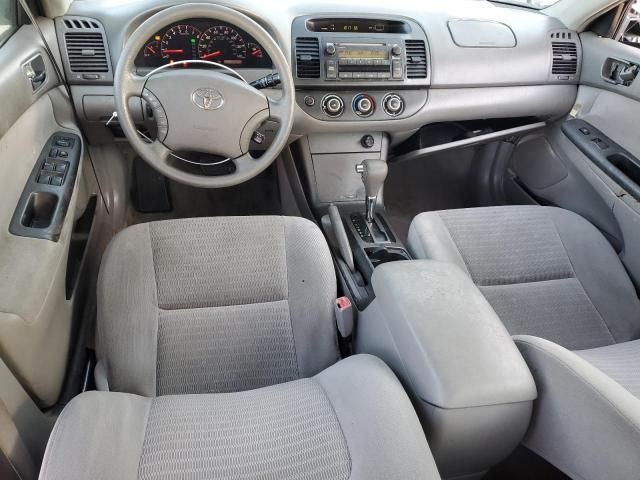 2005 Toyota Camry LE