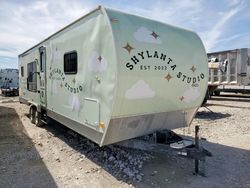 Salvage trucks for sale at Grand Prairie, TX auction: 2009 Coachmen Captiva