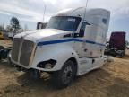 2017 Kenworth Construction T680