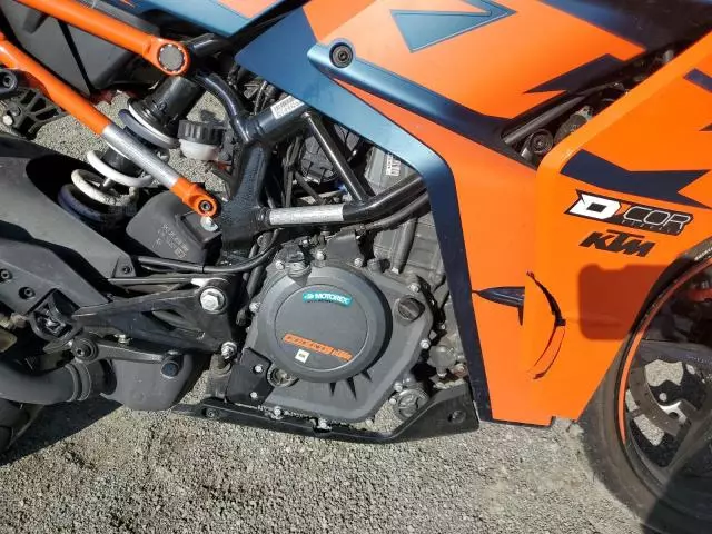 2023 KTM 390 RC