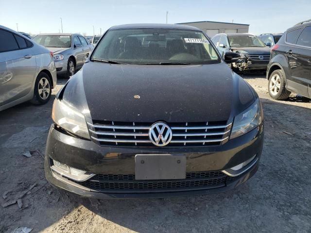 2013 Volkswagen Passat SEL