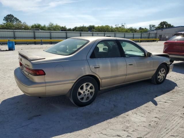 1999 Toyota Camry LE