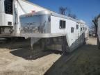 1998 Featherlite Mfg Inc 1998 Featherlite Horse Trailer