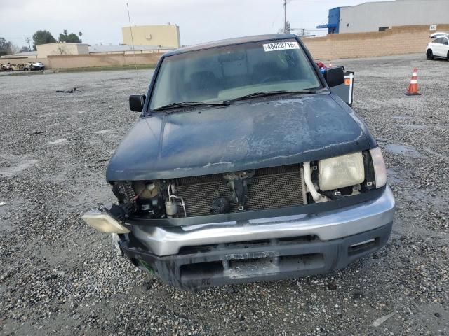 1999 Nissan Frontier King Cab XE