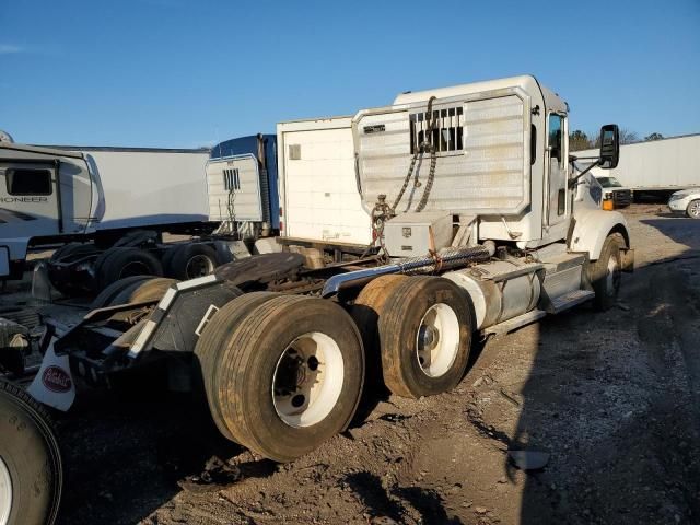 2019 Kenworth T800 Semi Truck