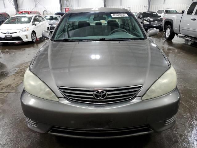 2005 Toyota Camry LE