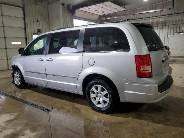 2010 Chrysler Town & Country Touring