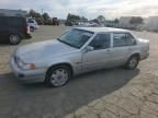 1998 Volvo S90