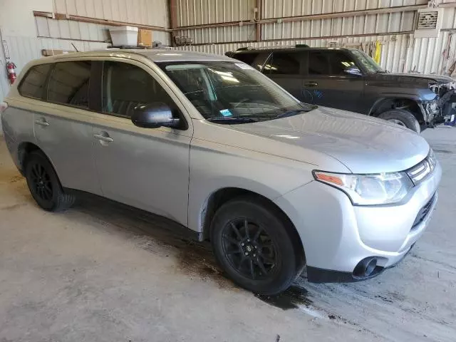 2014 Mitsubishi Outlander ES