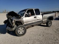 Salvage trucks for sale at New Braunfels, TX auction: 2002 GMC Sierra K2500 Heavy Duty