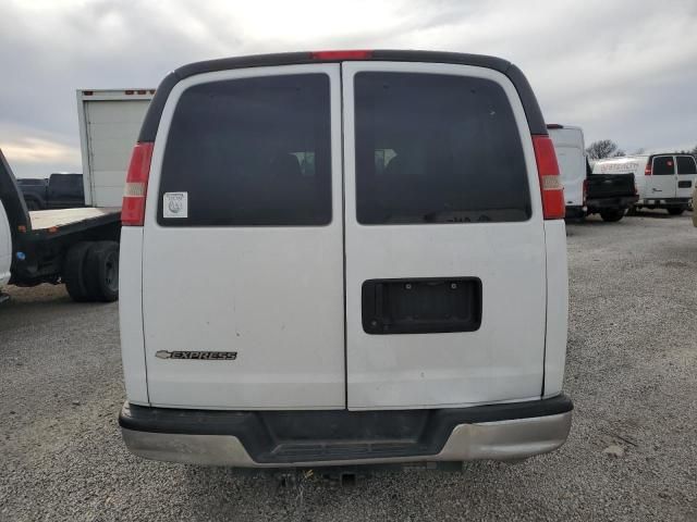 2017 Chevrolet Express G3500 LT