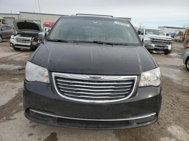 2015 Chrysler Town & Country Touring L