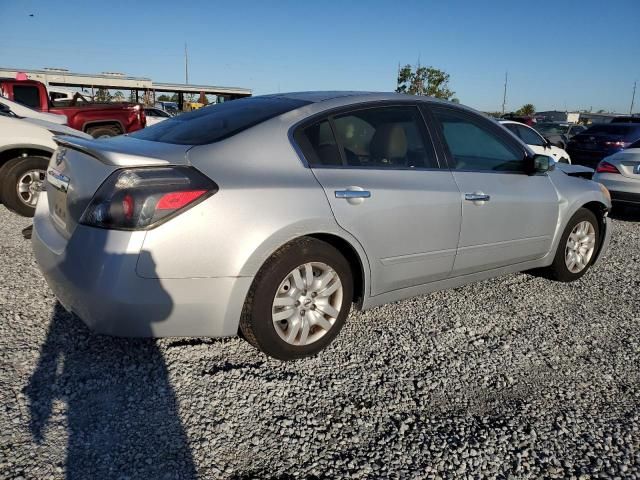 2010 Nissan Altima Base