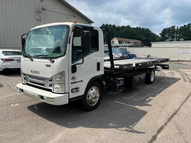 2019 Isuzu NRR