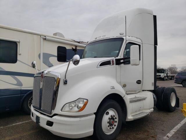 2014 Kenworth Construction T680