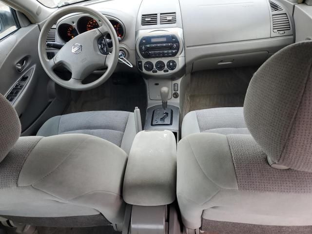 2004 Nissan Altima Base