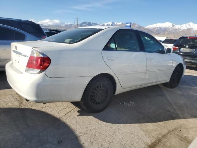 2005 Toyota Camry LE