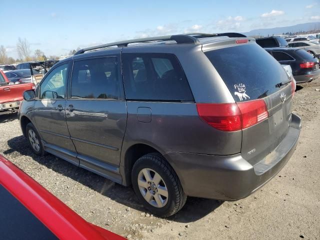 2005 Toyota Sienna CE