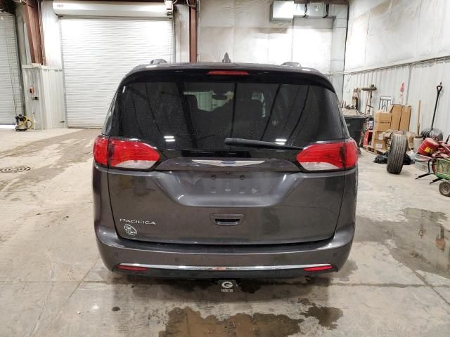 2017 Chrysler Pacifica Touring L Plus