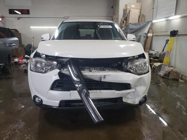 2014 Mitsubishi Outlander SE