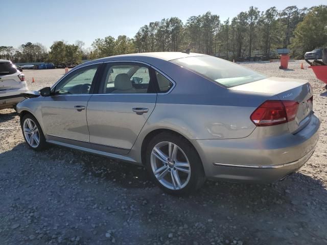 2012 Volkswagen Passat SEL