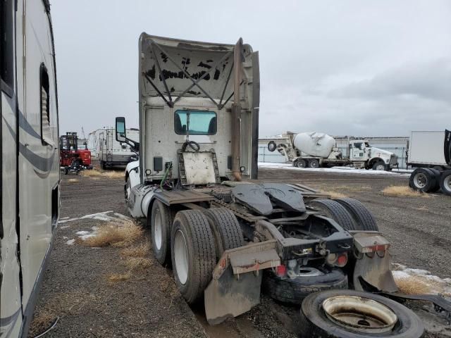 2017 Peterbilt 579 Semi Truck