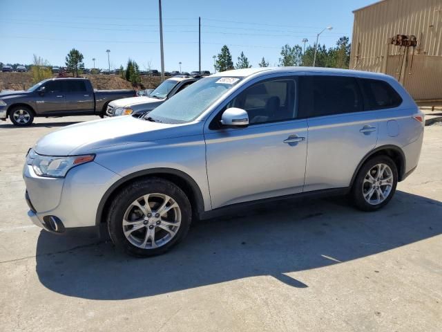 2015 Mitsubishi Outlander SE